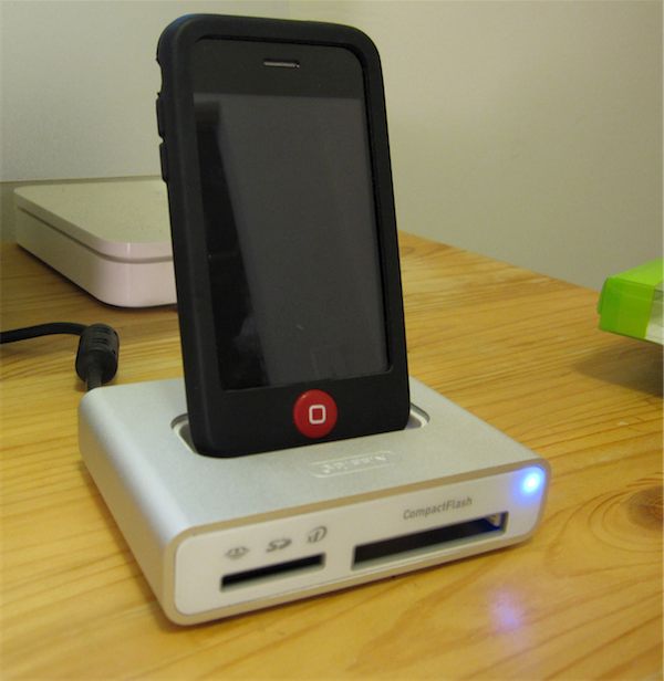 Griffin Simplifi Dock for iPhone and iPod