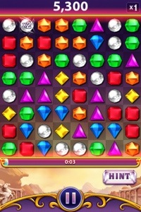 Bejeweled iPhone game screenshot